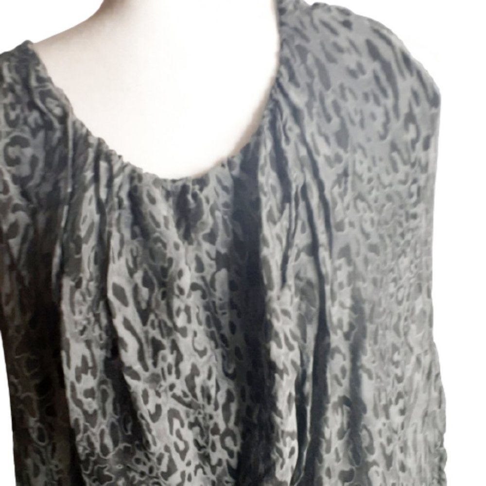 H Trend Leopard Print Women's Split Back Blouse M